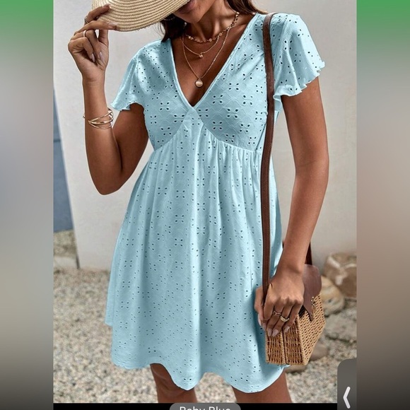 SHEIN Frenchy Butterfly Sleeve V Neck Schiffy Dress size XS NWT - Picture 3 of 13